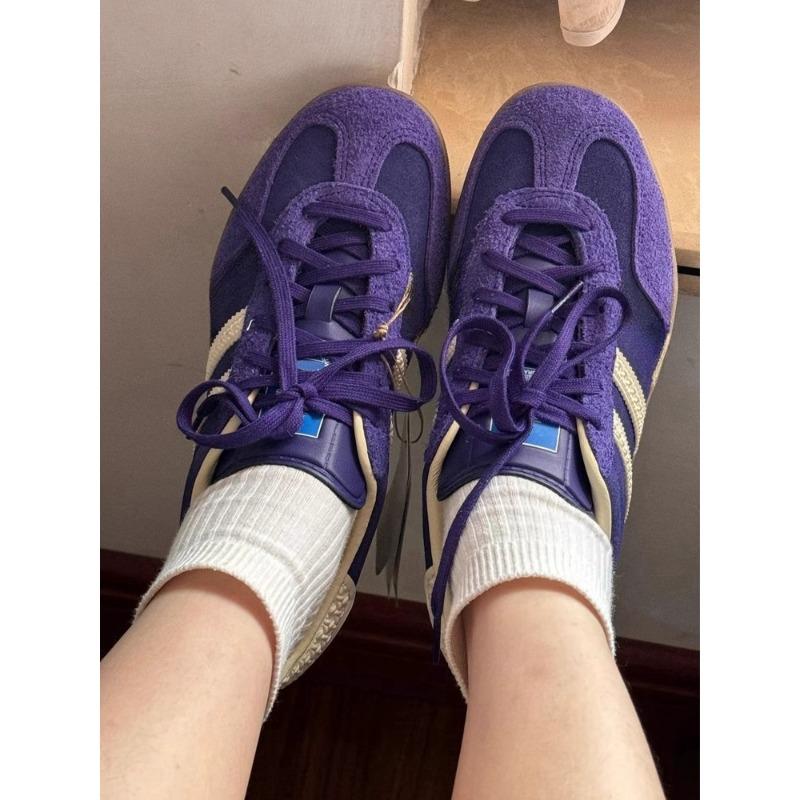 Women's Suede Sneakers Lace-up Low-top Casual Shoes Retro Style Striped Walking Shoes