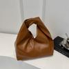 PU Leather Tote Bags for Women Luxury Niche Design Hobo Bag Women Handbag Simple Pleated Stylish Clutch Bag