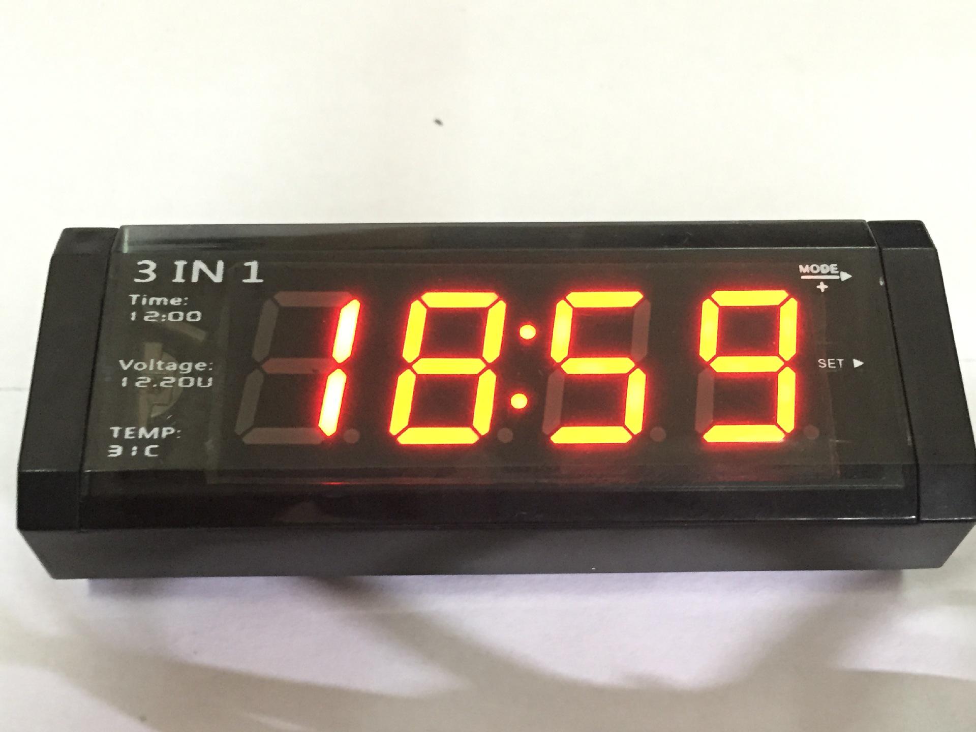 

Автомобільний бортовий тестер 3-в-1 з дисплеєм часу, температури та напруги WF-518