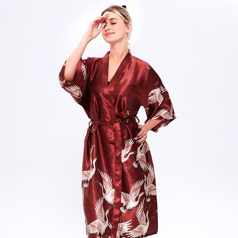 Pajamas Women's Summer Sexy Ladies Ice Silk Nightgown Medium Sleeve Large Size Bathrobe Silk Bridal Morning Gown