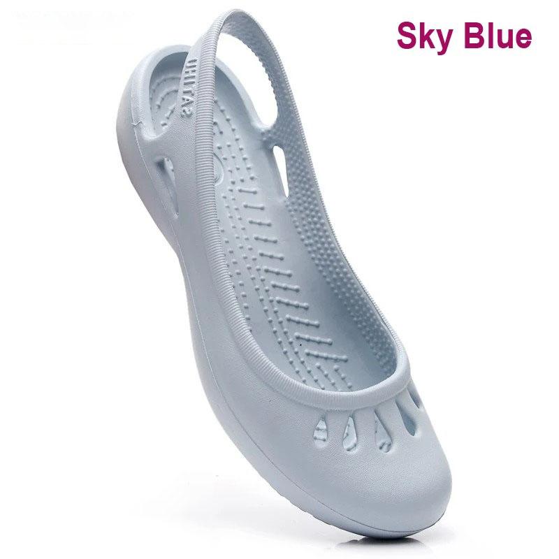 Sommer leichte Anti-Rutsch-Loch-Schuhe Clog für Damen Flache Unterseite Sandalen Krankenschwester Outdoor Strand Jelly