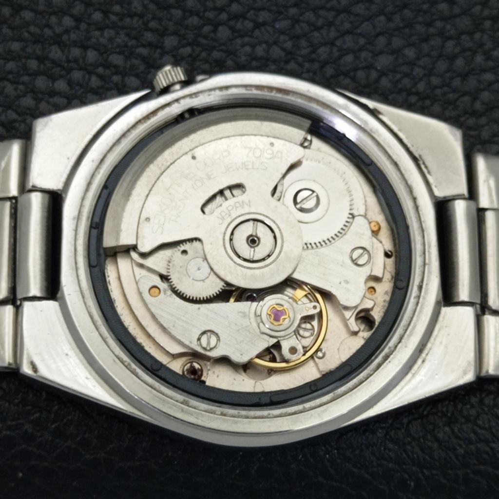 GENUINE VINTAGE SEIKO 5 AUTOMATIC 7019A JAPAN MENS FERRARI DIAL WATCH a701600-5 R206b-a701600