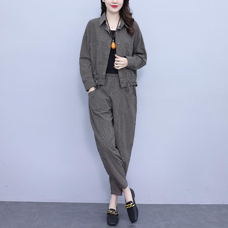 Large Size Fashion Striped Suit Women's Autumn Loose Casual Western Style Was Thin Two-piece Suit
