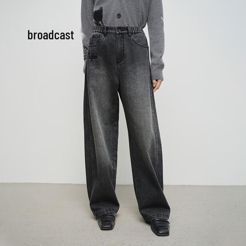 

Broadcast Women s Loose Embroidered Pocket Jeans L