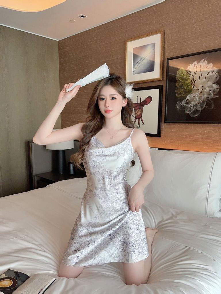 Swinging Collar Sexy Pajamas Women's Ice Silk Printing New Women's Summer Silk Pure Desire Suspender Nightdress Can Be