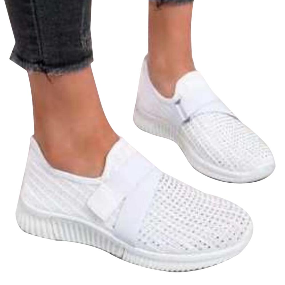 flat soled gym trainers