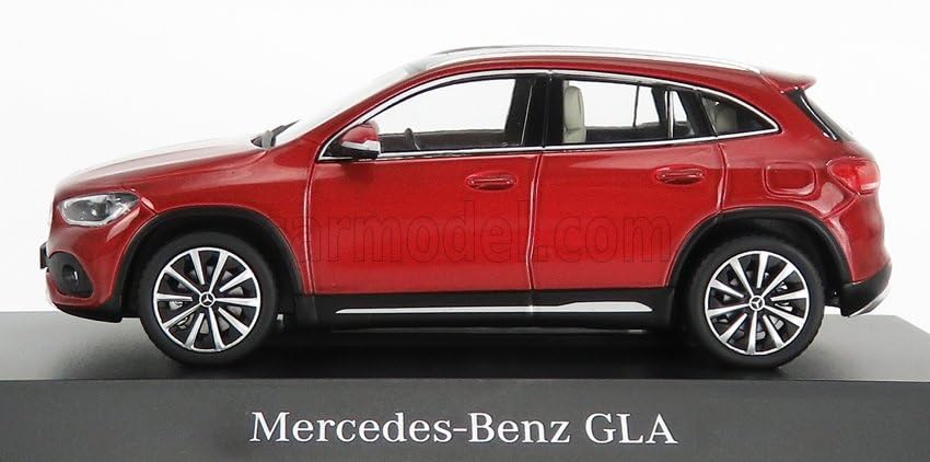 Spark Mercedes-Benz GLA Diecast Car 1/43 Scale (H247) 2020 (Patagonia Red) [Parallel Import]