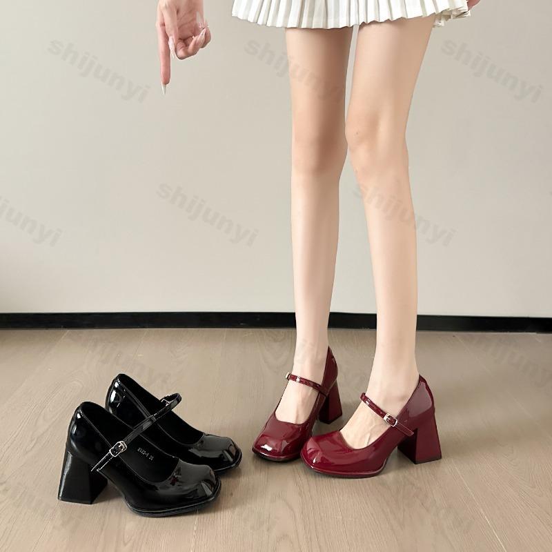 Woman's Mary Janes Shoes Spring New Vintage Square Toe Buckle Strap Solid Elegant Chunky Heels Fashion Versatile Casual Pumps