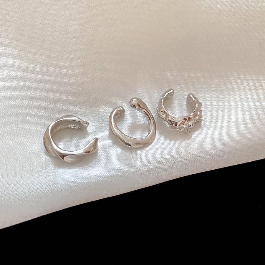 Metallic Round Ear Cuff Set: Three-Piece Fashionable Niche Design Ear Jewelry