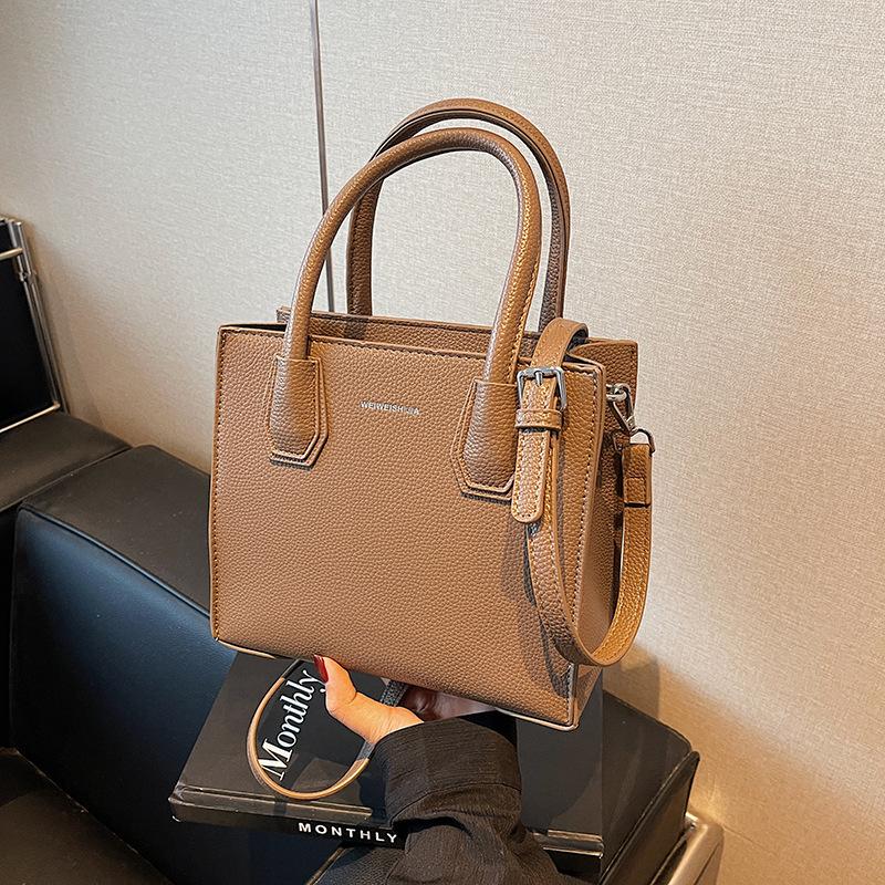 Autumn and Winter New Fashion Style Solid Color Killer Bag Portable Shoulder Oblique Span Women's Bag