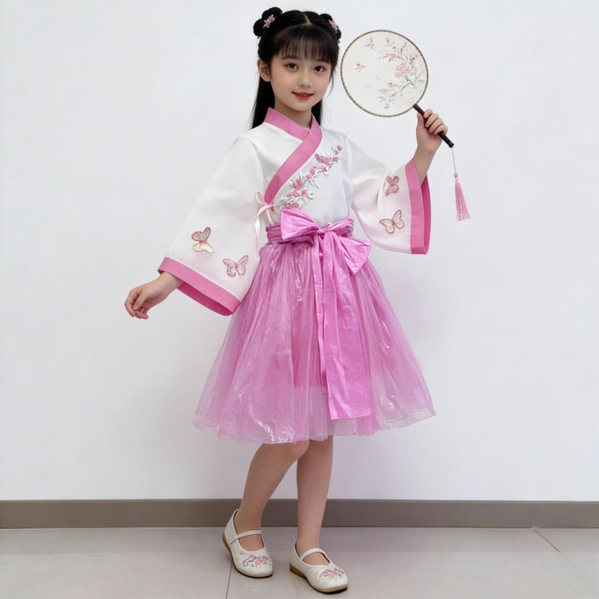 Eco-Friendly Chinese Style Children s Hanfu Costume for Fashion Shows 110
