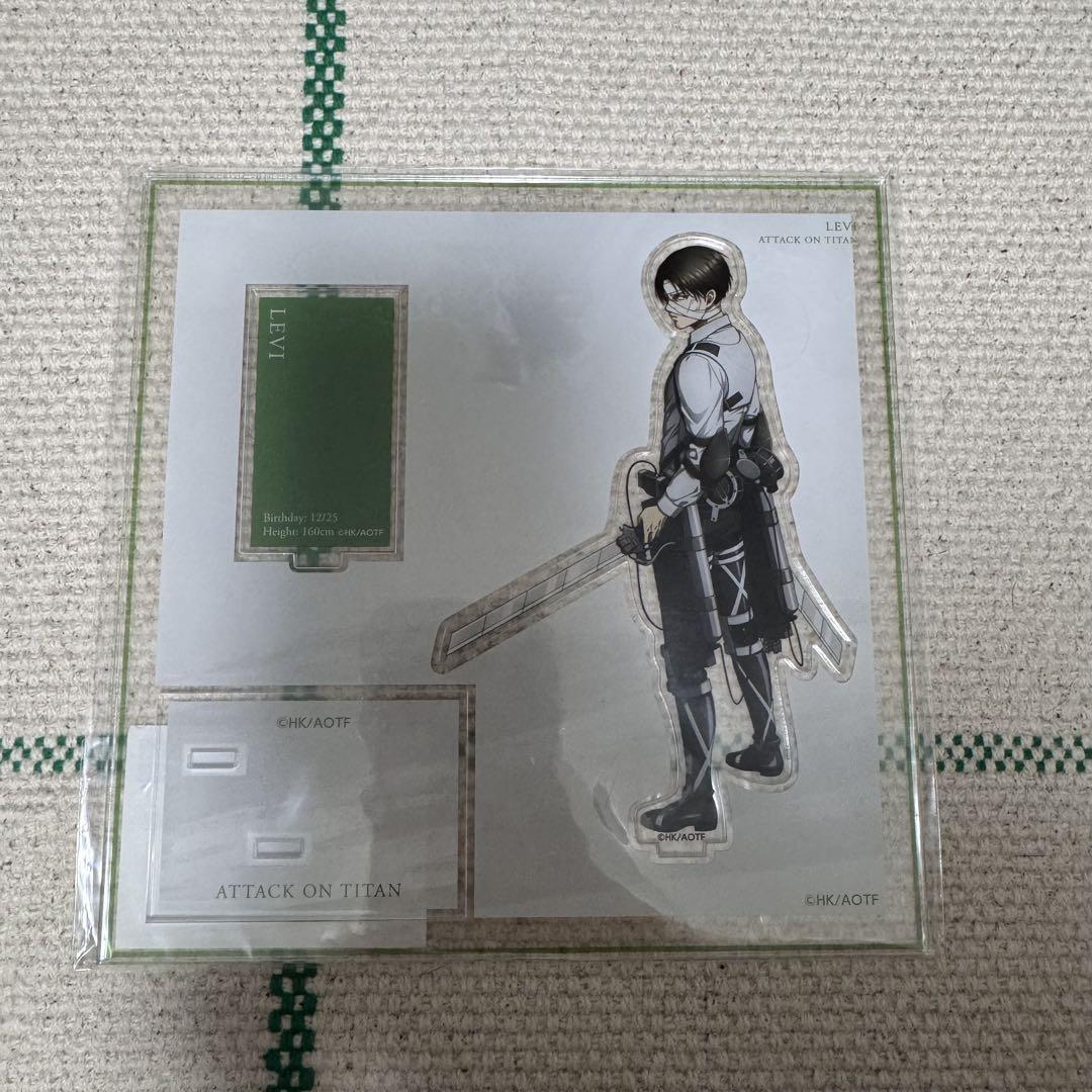 

[USED] Attack on Titan Baseyard Tokyo Levy Acrylic Stand Standing Ver.