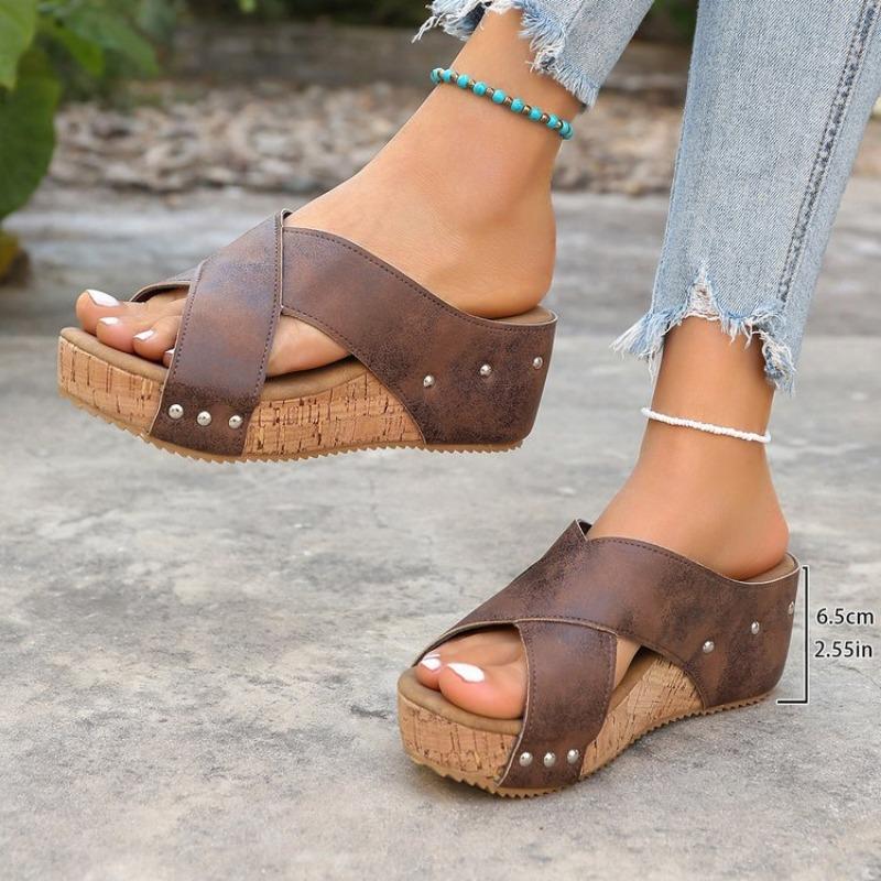 Large size wedge slippers women's summer new cross-riveted sandals TEUM sandals