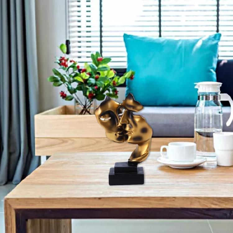 Elegant Living Room Decoration Kiss Couple Accessories Lovers Statue Resin Figur