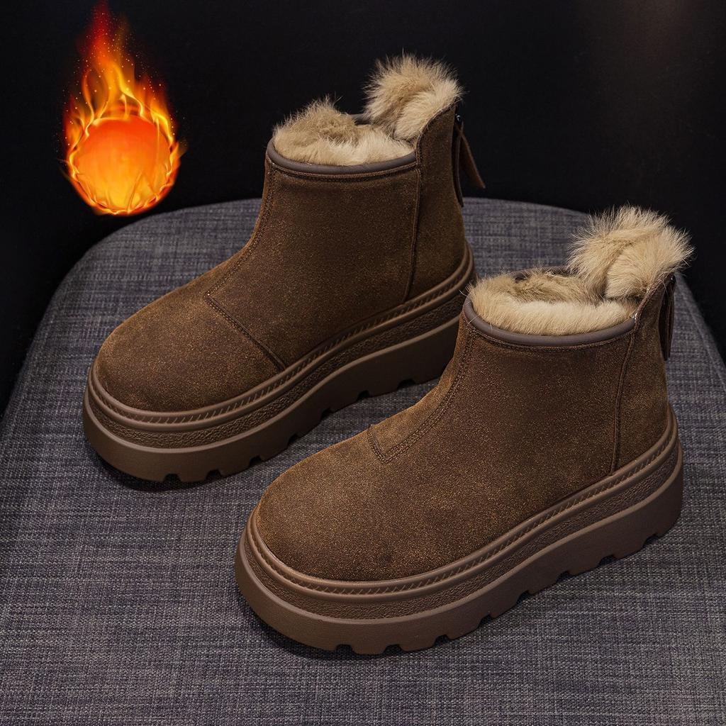 New Snow Boots and Women's Shoes with Fleece Are Fashionable, Casual and Versatile Bestsellers