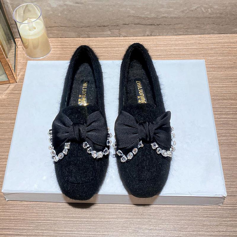 Fashion Crystal Bowknot Women fur flats winter warm plush cotton loafers female square toe beads strings mink fur moccasins big size 42