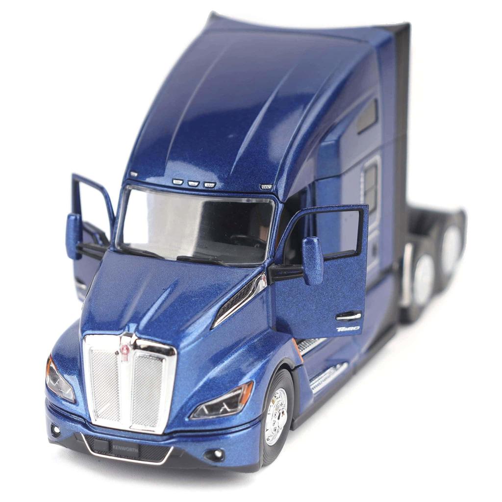 Diecast Masters | Kenworth T680 - Deep Cerulean Blue | 1:50 Scale Officially Licensed Diecast Semi-Truck | Model 71108