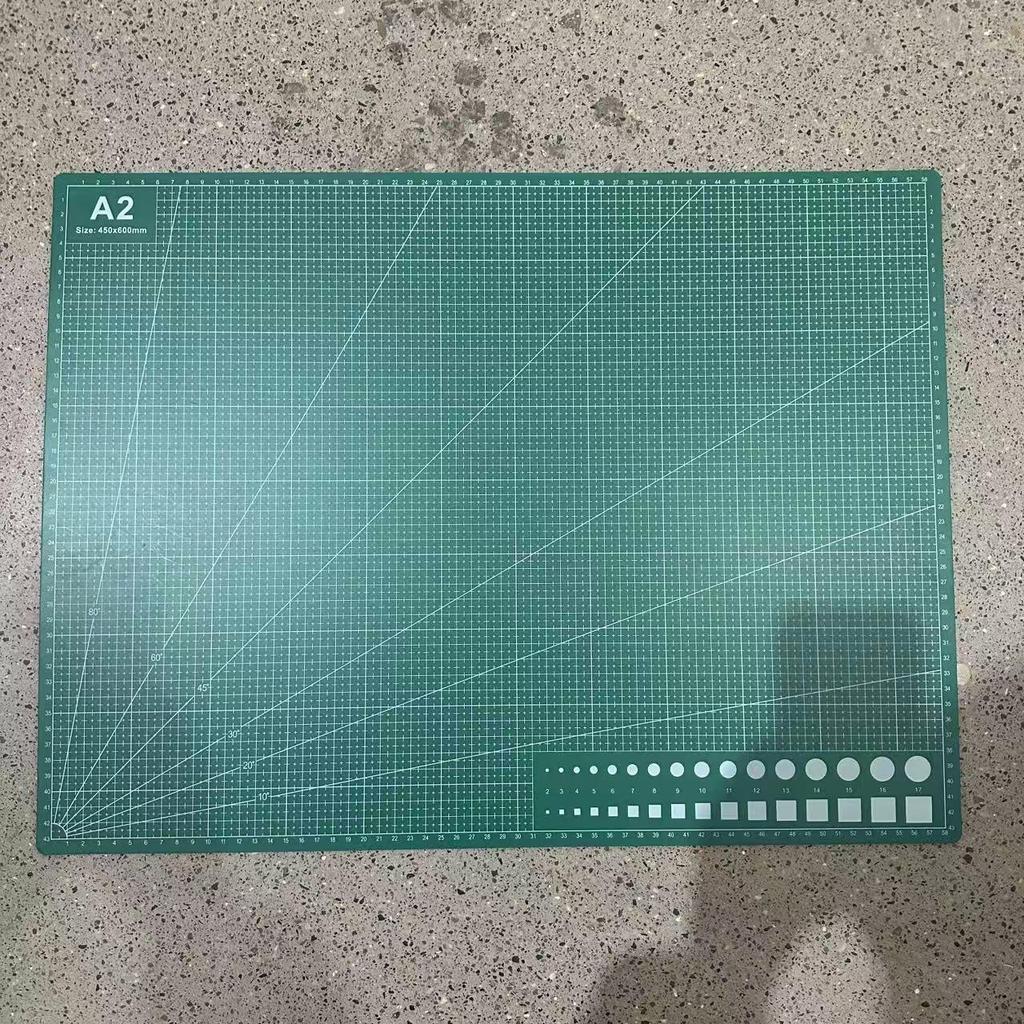 Umweltfreundliche A4 Schneidematte 2,3 mm - Handgefertigte Kunst- und Gravurplatte, verschiedene Stile verfügbar