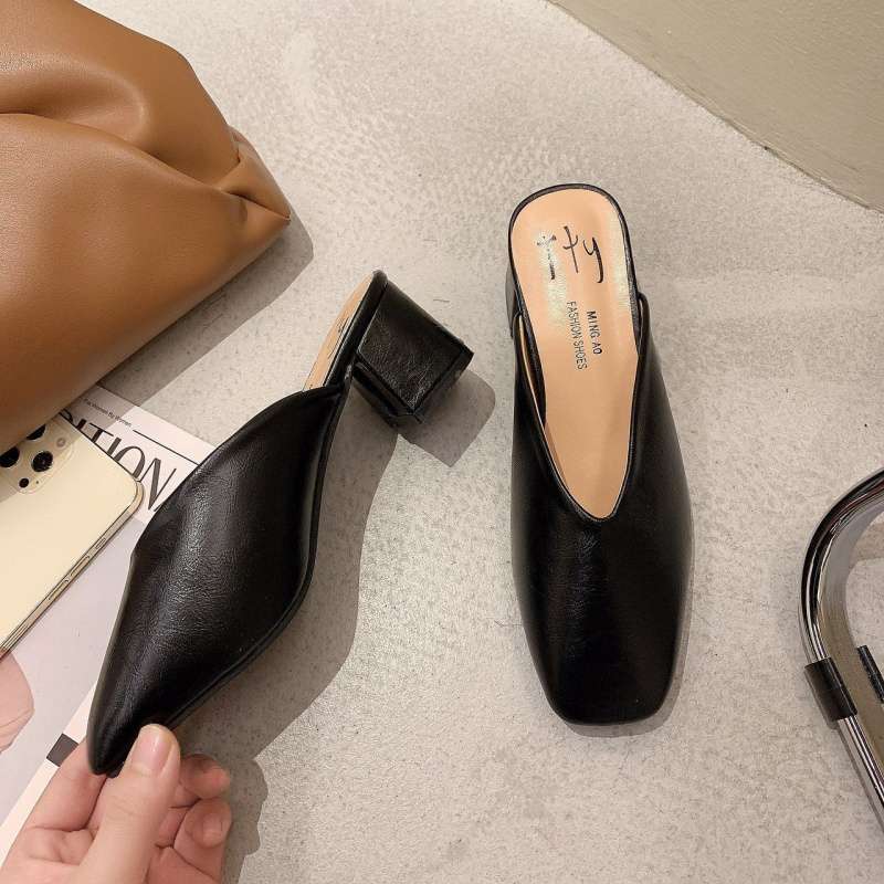 

Square head high heel sandals grandma shoes thick heel bag head half slippers women s medium heel retro lazy outside wearing muller shoes 35 чёрный