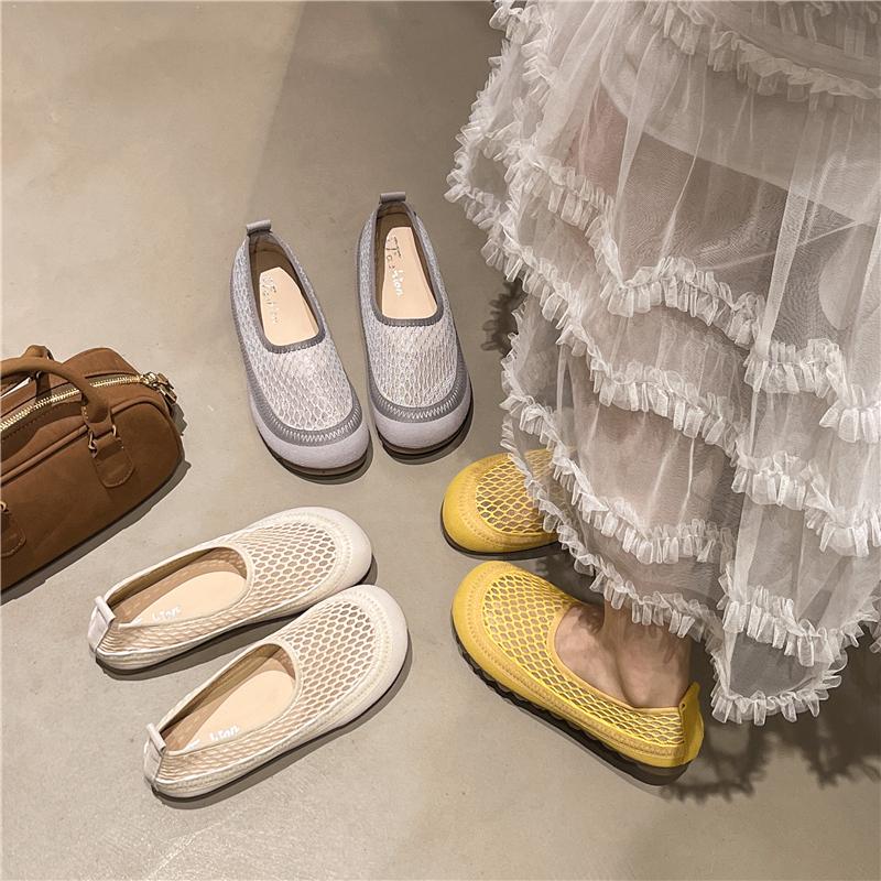 Fashion Women's Round Toe Flat Shoes Slip On Casual Shoes Non-slip Loafers New Mesh Plus Size Flats Women Summer Breathable Shoes Women