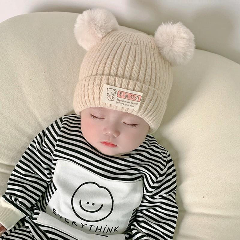Ciepły i Uroczy Swetrowy Kapelusz dla Niemowląt z Ochroną Uszu - Jesień/Zima Modny Jednolity Kolor dla Chłopców i Dziewczynek