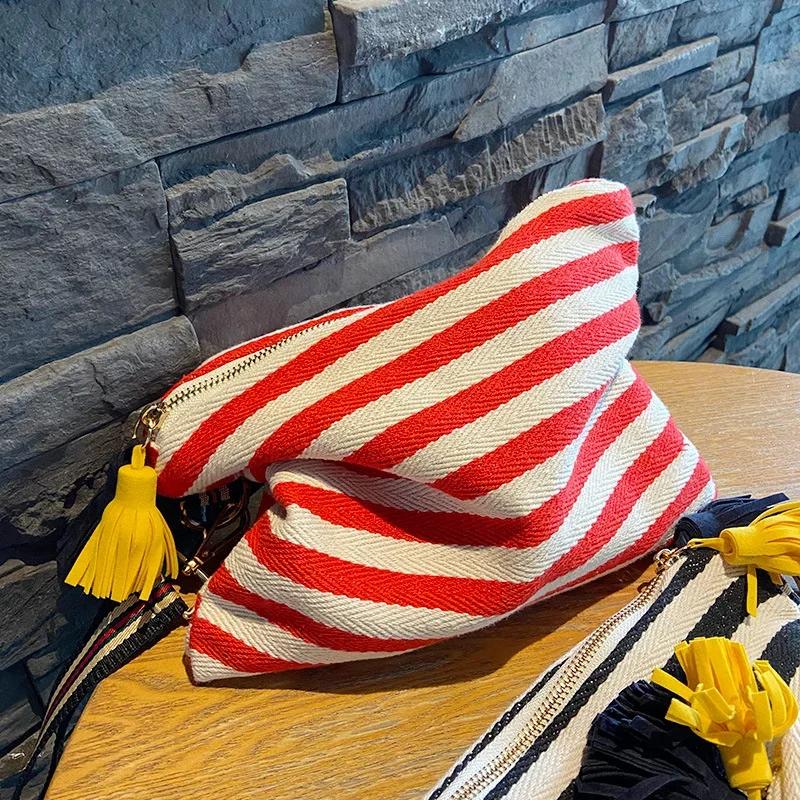 Women Striped Bag Makeup Large capacity storage bag Organizer Cosmetic Korean Tassel Cosmetic Pouch Necesserie Travel Toiletry Bag Canvas Beauty Case