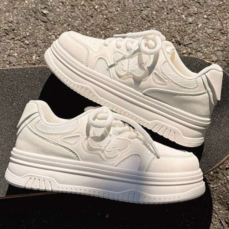 Spring and summer little white shoes women's 2025 new women's shoes platform casual shoes children's versatile chic with skirt sports board shoes