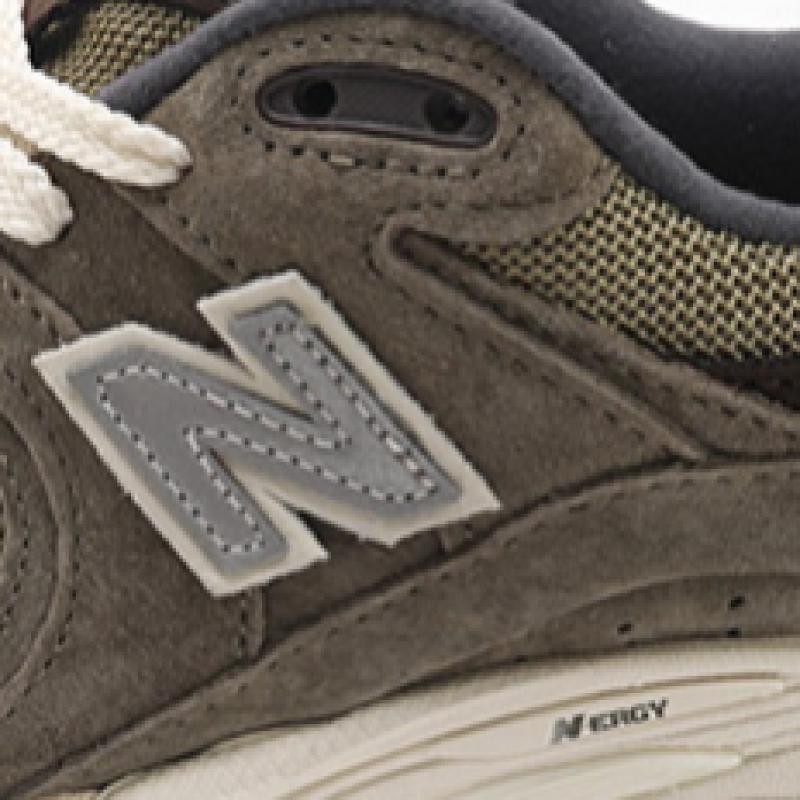 New Balance 2002 Khaki