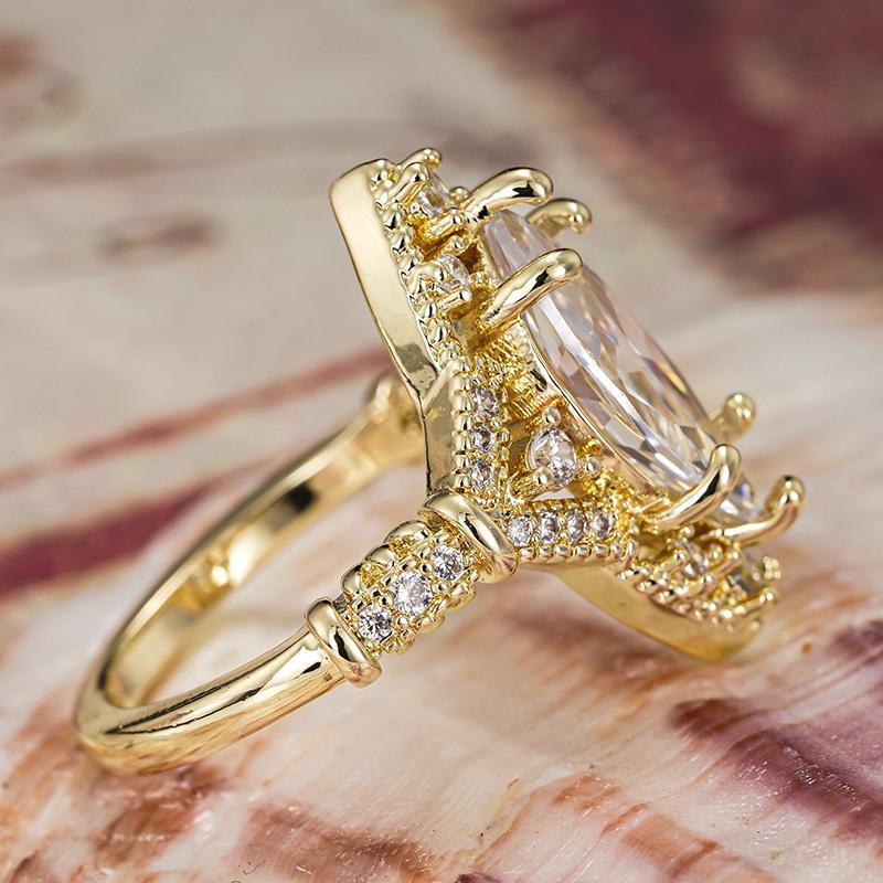 Huitan Graceful Chic Rings for Engagement Charming Trendy Bright Marquise CZ Party Jewelry for Women Exquisite Noble Accessories