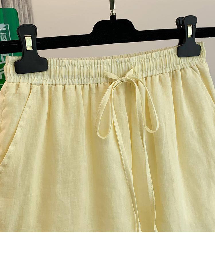 Damen lässiger Anzug aus Baumwolle-Leinen mit Perlen: Kurzarmhemd & Vielseitige Shorts