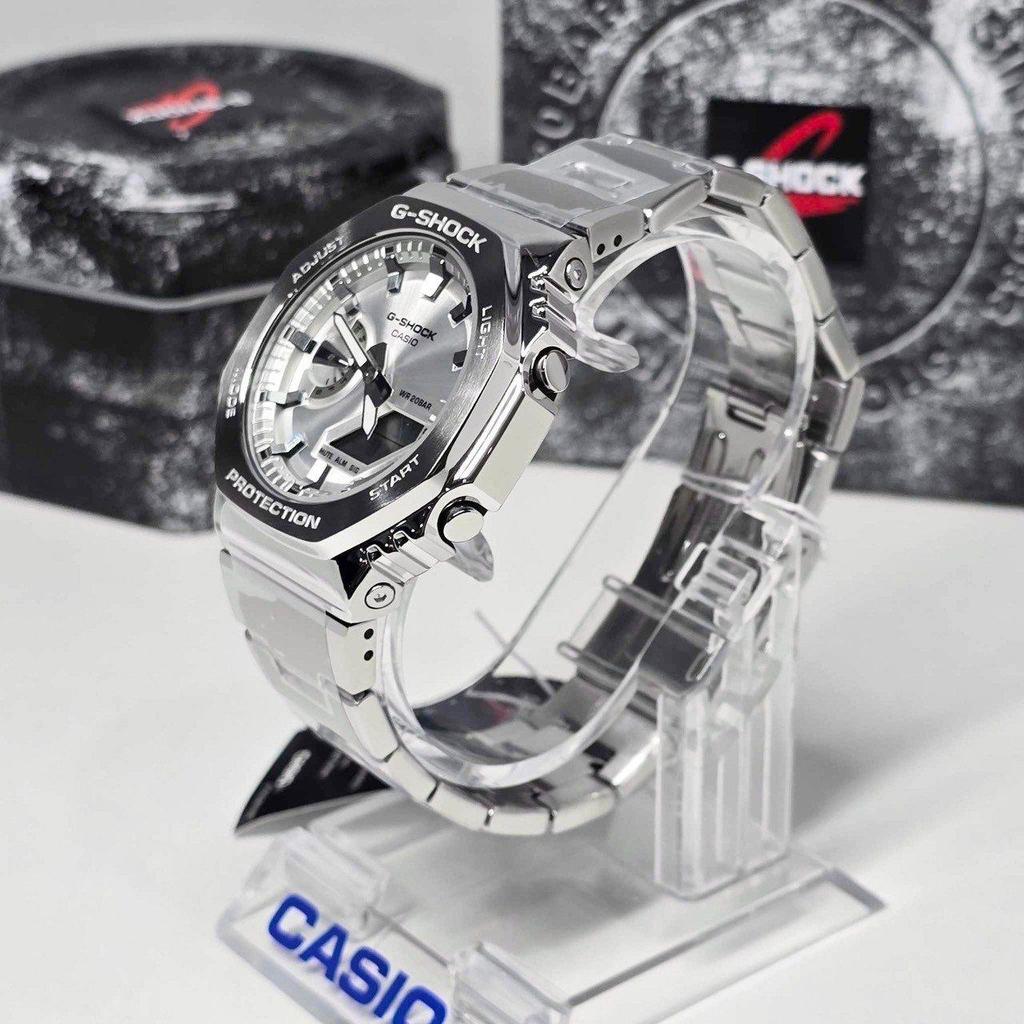 Casio G-shock G-Steel GM-2110D-7A Sportuhr aus Edelstahl mit silbernem Zifferblatt