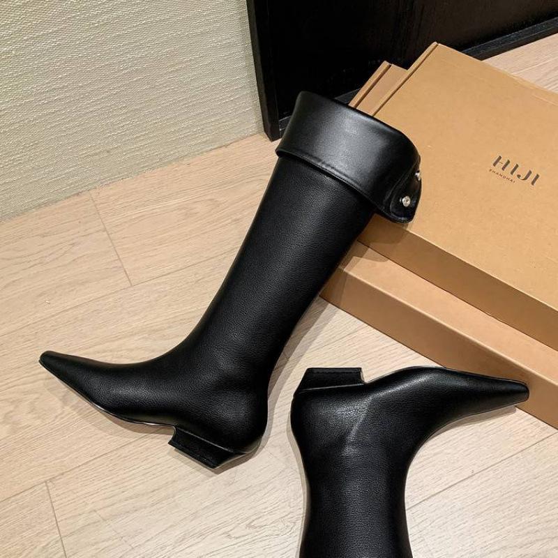 

New leather large size women s boots beef tendon sole square head versatile medium heel Martin boots autumn and winter cowhide square heel high boots 39 чёрный