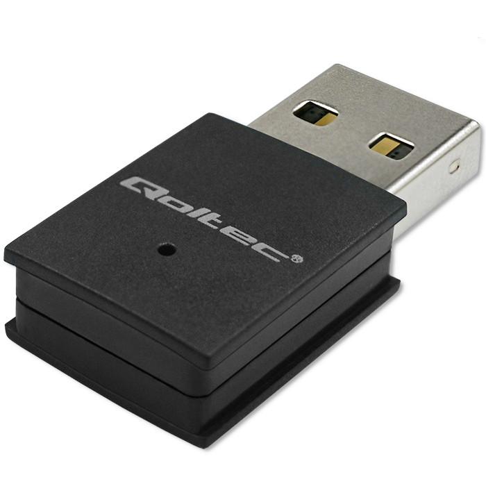 Qoltec Wall Charger 63W | 5-20V | 1.5-3A | USB Type C PD | USB QC 3.0 | Black