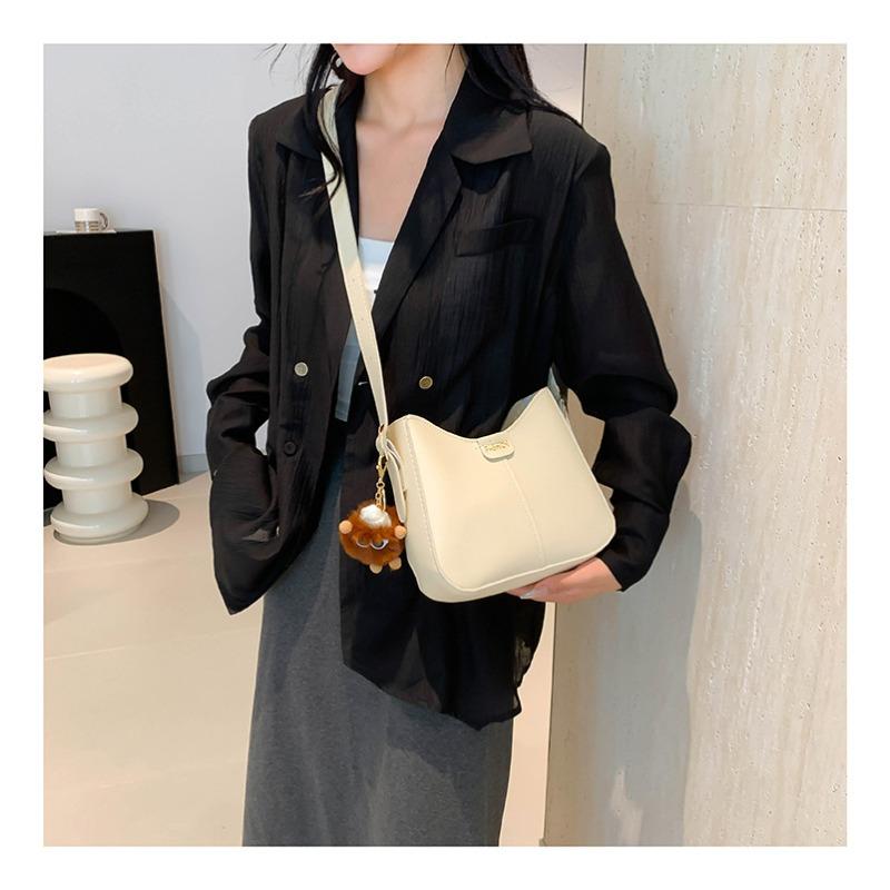 New Fashionable Water Dumpling Bag for Women Trendy Patchwork Faux Leather Shoulder Crossbody Purse