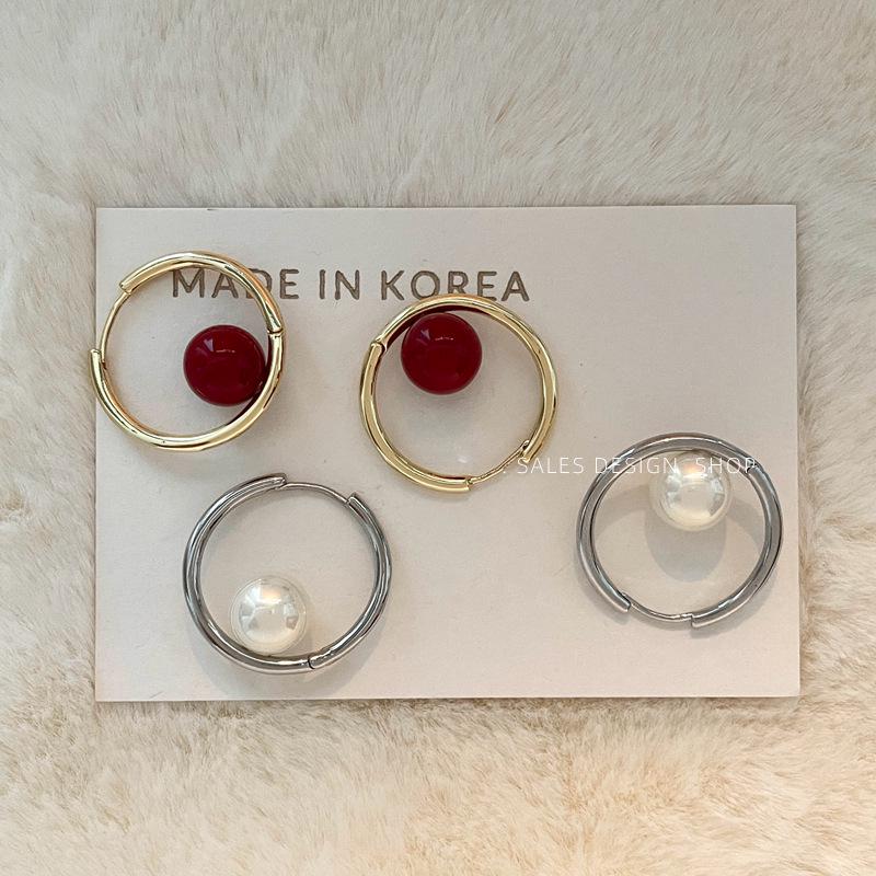 Spring Minimalist Pearl Hoop Earrings - Versatile, Elegant Jewelry for Women