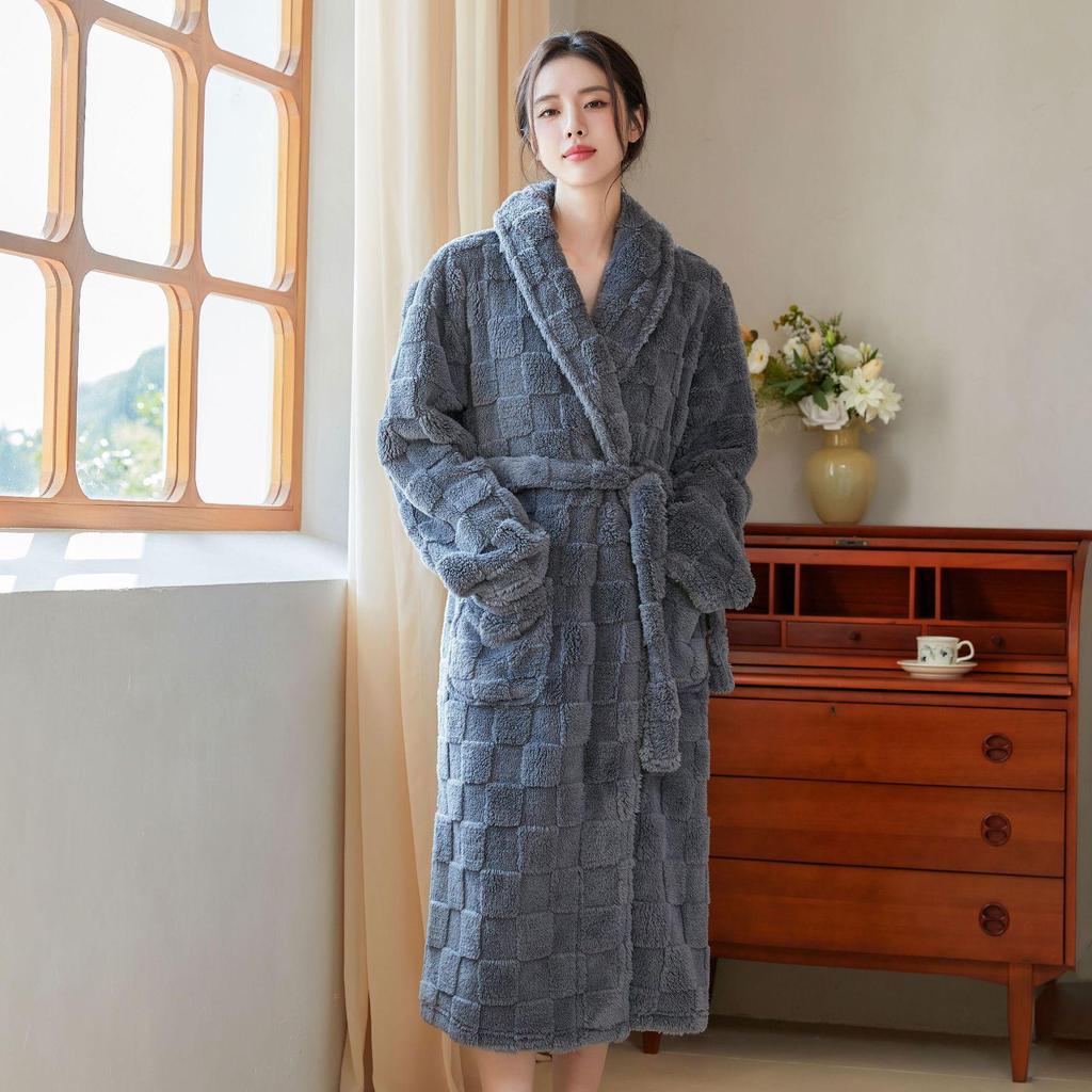 Checkered Jacquard Unisex Long Nightgown Cardigan Bathrobe - Cozy Cotton Velvet for Autumn/Winter