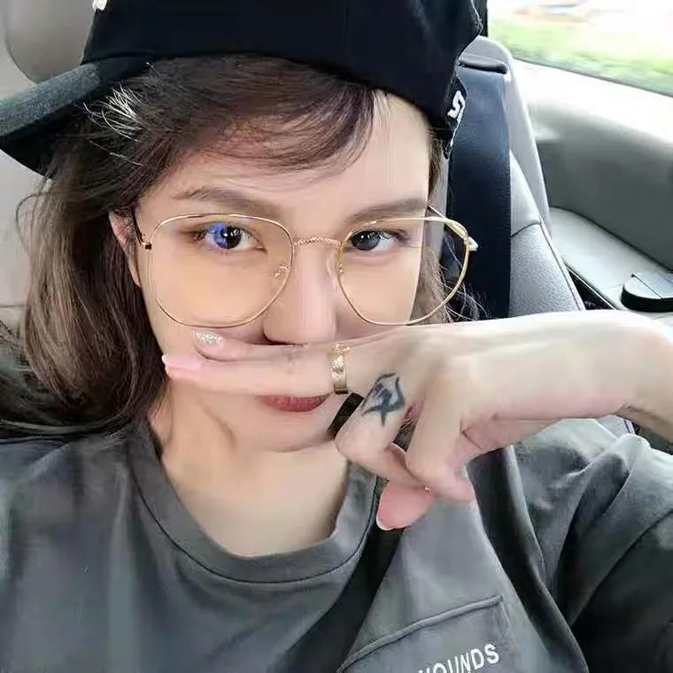 Trendy Female Office Anti- Blue Lightweight Large Computer Eyeglasses Cat Eye Women Blue Blocking Big Size Glasses Alloy Frames
