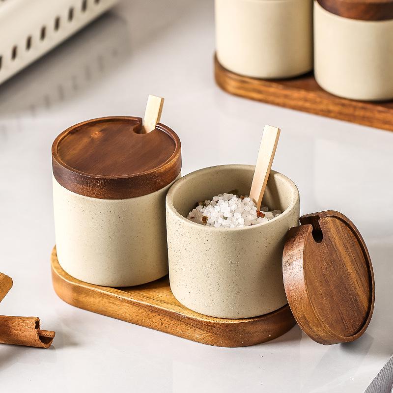 Japanese Retro Ceramic Spice Jar Set for Kitchen and Restaurant Storage