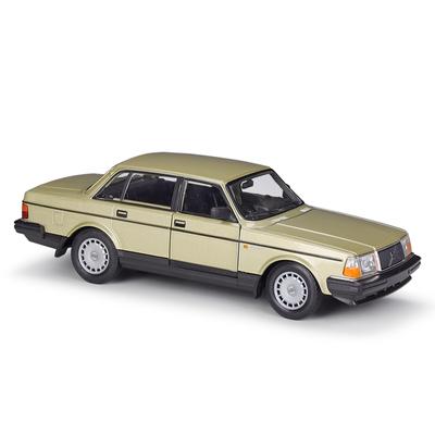 WELLY 1/24 VOLVO 240GL Alaşım Araba Döküm ve Oyuncak Araçlar Araba Modeli Minyatür Ölçekli Model Araba Oyuncak Çocuklar İçin