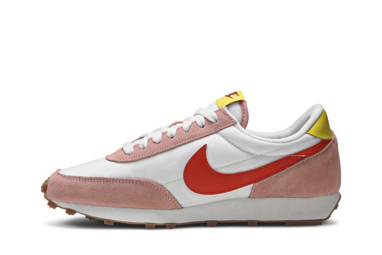 Nike Daybreak Coral Stardust (Women's) Sneakers