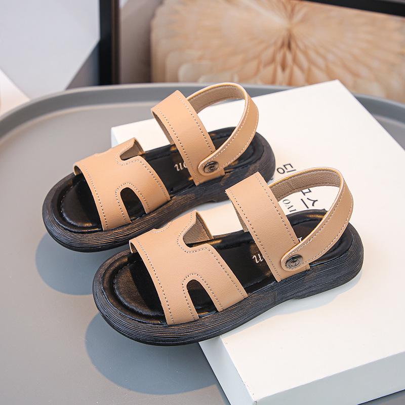 2026 Summer Korean Style Fashion Sandals: Soft-soled, Versatile Beach Shoes for Boys and Girls