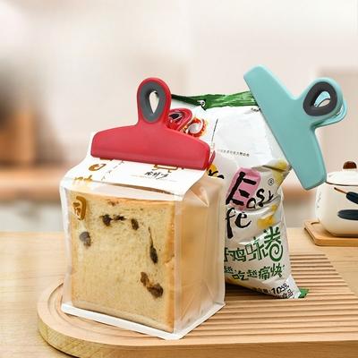 Plastic and Rubber Magnetic Sealing Clips - Snack Sealing Clips, Seasoning Sealing Clips, Moisture-proof and Freshness-preserving Food Large Clips