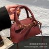 Autumn and Winter Retro Mini Bag Women's 2025 New Popular Versatile Messenger Bag Fashion Portable Shell Bag