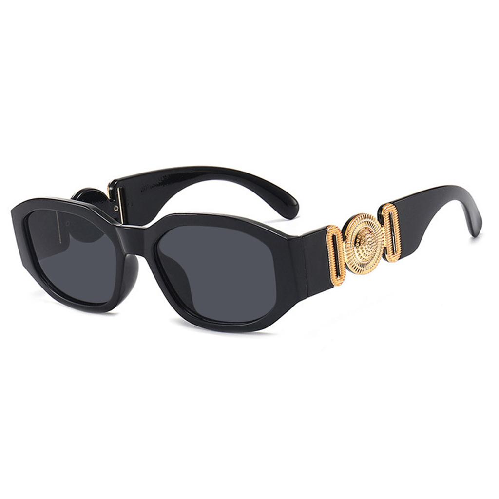 Nowe małe okulary przeciwsłoneczne w pudełku, trendy europejskie i amerykańskie, okulary przeciwsłoneczne z wielokątnymi okularami i spersonalizowanym wzorem.