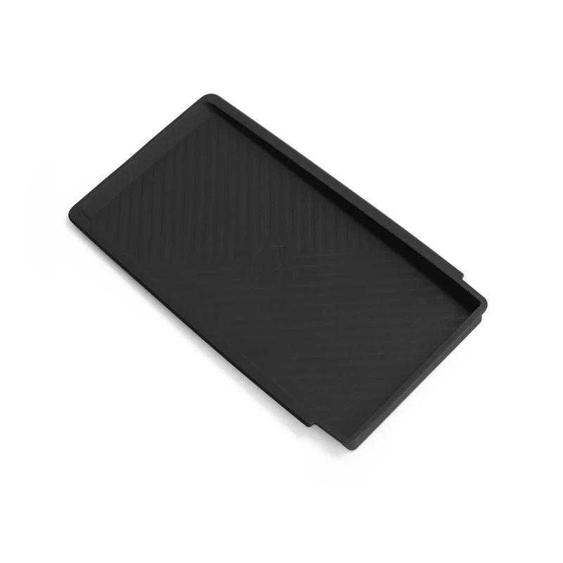 Geeignet für 24-25 Xiaopeng MONA M03 kabelloses Laden Silikonpad Auto modifizierte Aufbewahrung Staub- und Rutschfestes Pad Zubehör