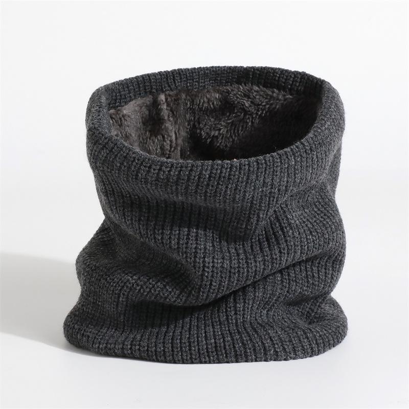2025 Autumn-Winter Velvet Knit Neck Warmer: Windproof, Warm, Versatile Scarf in Solid Color
