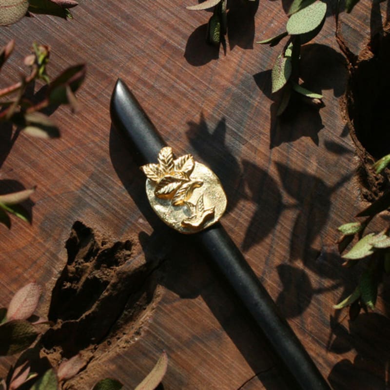 IRIS Forest Ebony Hairpin