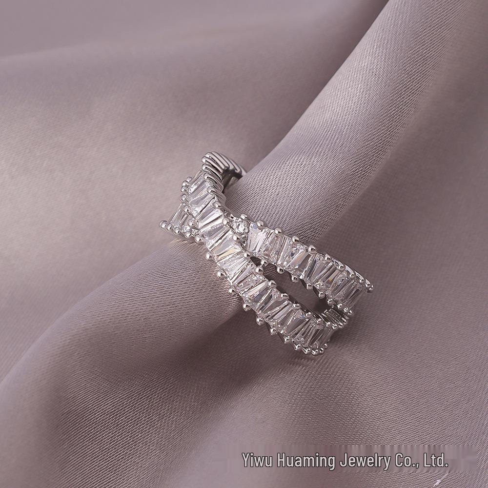 

High-End Adjustable Zircon Statement Ring for Index Finger
