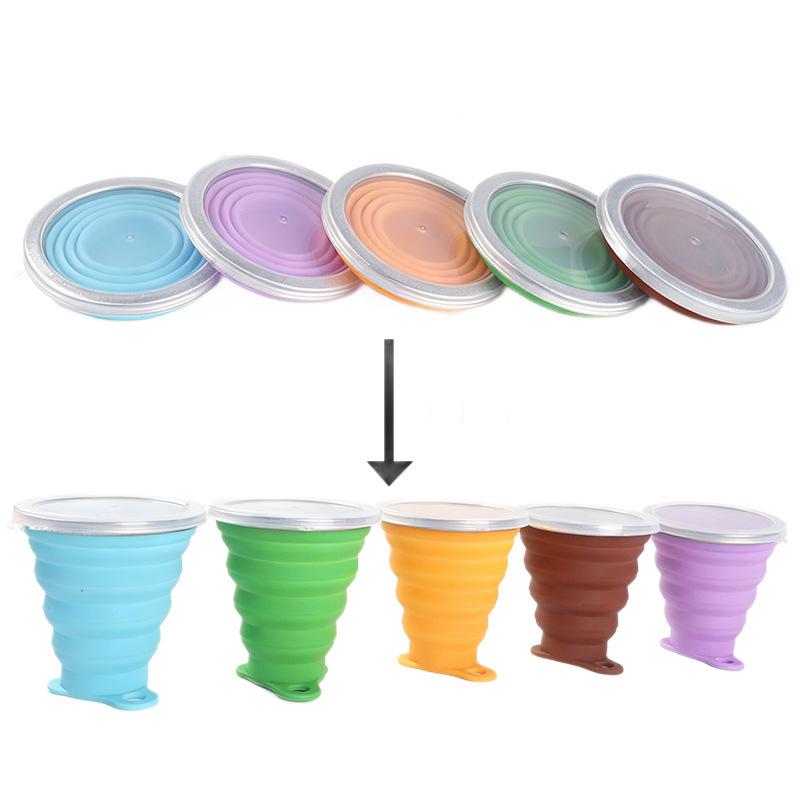 Portable Silicone Foldable Water Cup - High Temp Resistant, Food Safe, Ideal for Outdoor Sports and Travel.