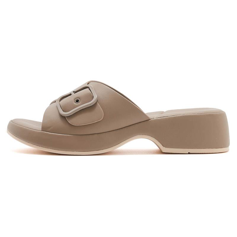 Fashion Spring And Summer Casual Metal Sandals For Women Lightweight Non-Slip Beach Wedge Slippers Casual And Elegant New Product Simple